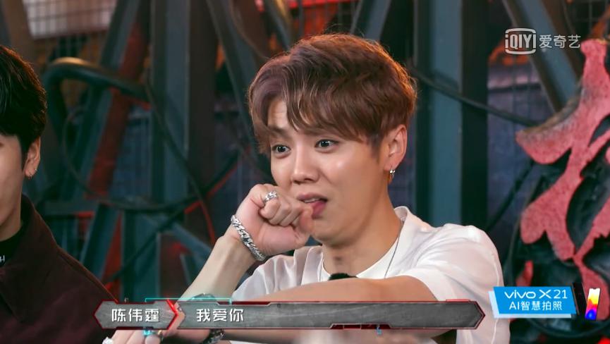 鹿晗为关晓彤庆生微博晒照祝福(关晓彤晒照为鹿晗庆生鹿晗回复) 鹿晗为关晓彤庆生微博晒照祝福(关晓彤晒照为鹿晗庆生鹿晗回复)