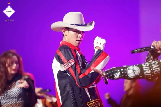 柳熙烈为什么叫变态?柳熙烈讨厌jyp的原 柳熙烈为什么叫变态?柳熙烈讨厌jyp的原