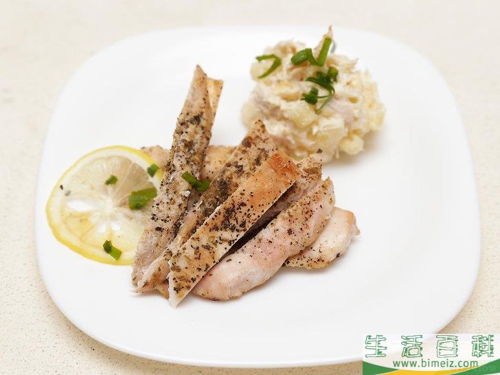 鸡胸肉怎么做好吃(鸡胸肉怎么做好吃又简单的方式炸)