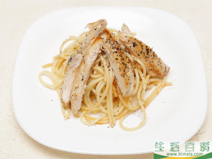 鸡胸肉怎么做好吃(鸡胸肉怎么做好吃又简单的方式炸)