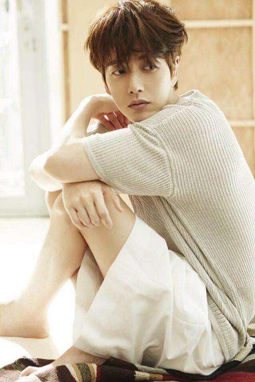 朴海镇为什么不用服兵役？朴海镇被人叫朴三(朴海镇 兵役)