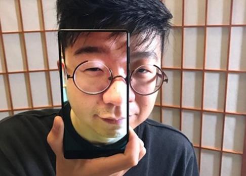 李诞为什么叫蛋总?李诞不去80后的原因