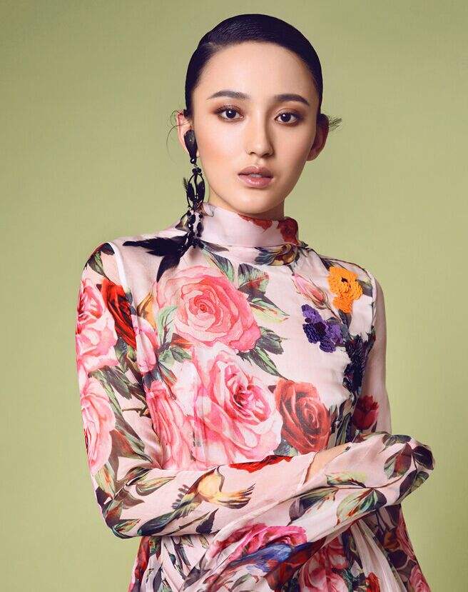 艾晓琪嘴歪是怎么回事 艾晓琪嘴歪是怎么回事