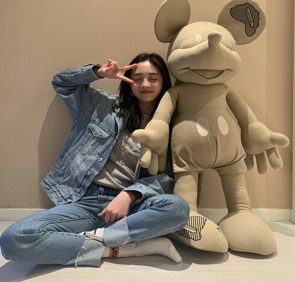 金请夏为什么叫穷哈、酒儿(金请夏穷哈怎么读) 金请夏为什么叫穷哈、酒儿(金请夏穷哈怎么读)