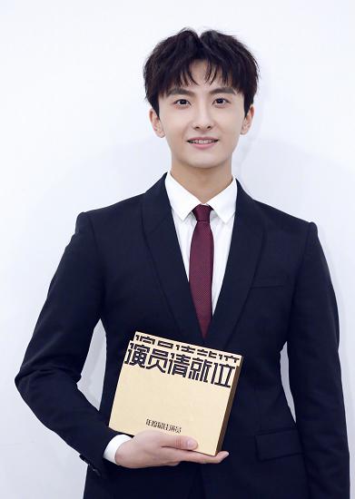 牛骏峰为什么叫牛大爷(牛骏峰是谁)