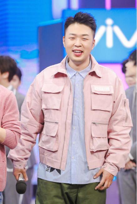 杜海涛的资料 元宇宙b