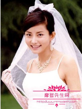 李钰遗体为什么穿着婚纱, 李钰是因患淋巴