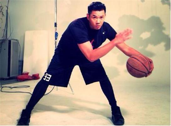 陈建州为什么叫黑人，陈建州黑人个(黑人陈建州微博新浪微博)