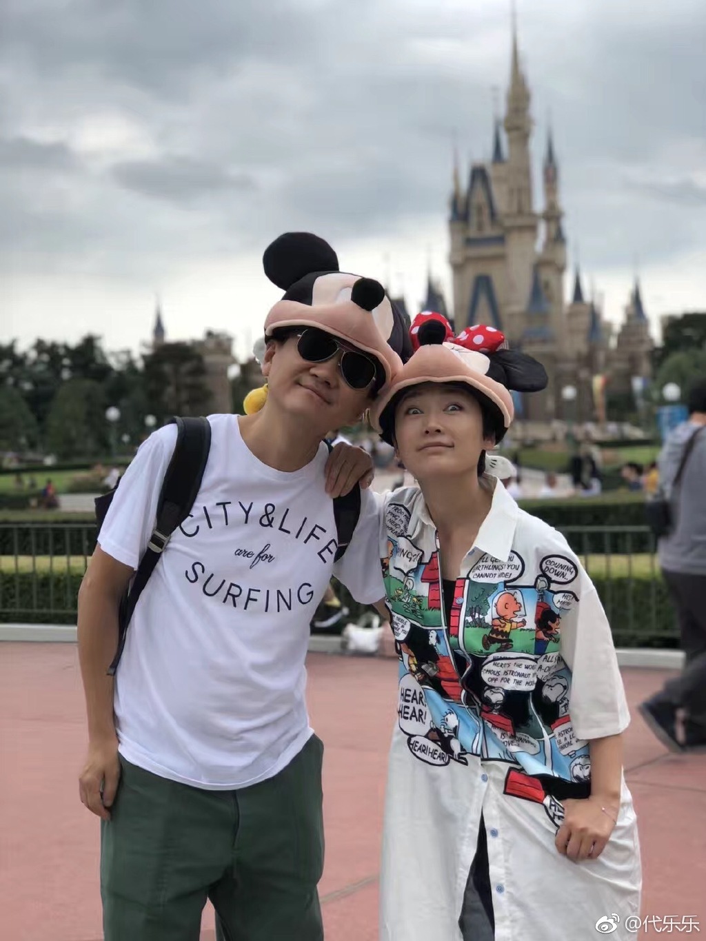 代乐乐为什么不嫁给邓超？代乐乐隆胸了吗