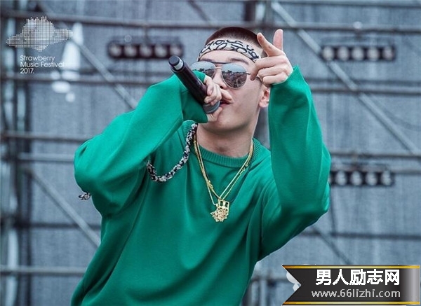 红花会最厉害的是谁?红花会小白和辛巴的恩 红花会最厉害的是谁?红花会小白和辛巴的恩