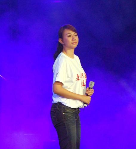 卓依婷死亡真相照片，揭李小龙死亡(卓依婷到底有没有死因真相)