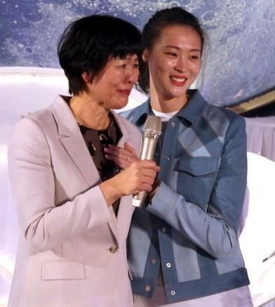 郎平老公，郎平出什么事了(郎平现任老公)