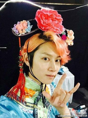 金希澈发文，金希澈发文momo(金希澈微博新浪微博)