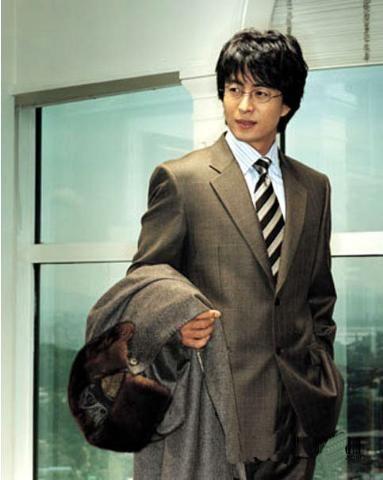 裴勇俊资料,裴勇俊一家三口近照(裴勇俊 近照) 裴勇俊资料,裴勇俊一家三口近照(裴勇俊 近照)