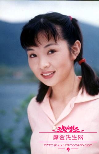 周比利和李小龙比谁厉害?周比利的老婆是内(李小龙与周比利二人相比较谁厉害?) 周比利和李小龙比谁厉害?周比利的老婆是内(李小龙与周比利二人相比较谁厉害?)