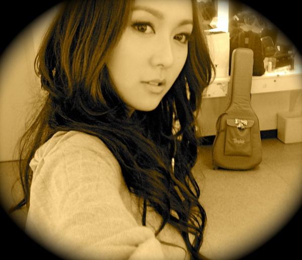 薛凯琪和薛之谦是亲戚关系吗？薛凯琪为什么(薛凯琪和谁结婚了)