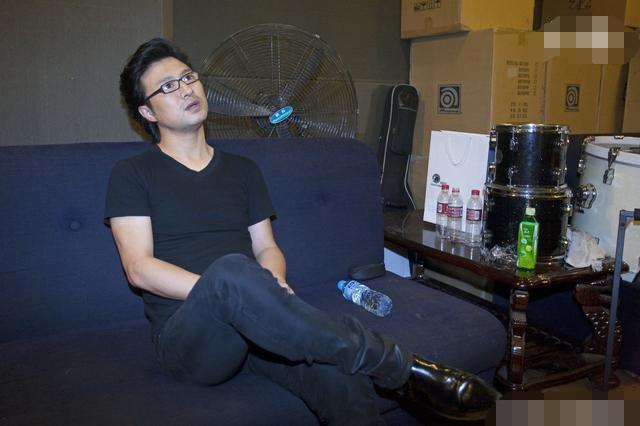 汪峰年龄，张靓颖年龄(汪峰章子怡各自年龄)