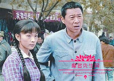 周比利和李小龙比谁厉害?周比利的老婆是内(李小龙与周比利二人相比较谁厉害?) 周比利和李小龙比谁厉害?周比利的老婆是内(李小龙与周比利二人相比较谁厉害?)