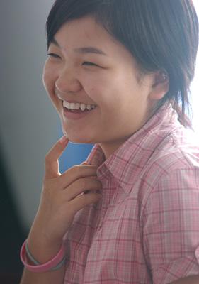 秦梦瑶死了吗?秦梦瑶和范军是啥关系站<m(现在的秦梦瑶) 秦梦瑶死了吗?秦梦瑶和范军是啥关系站<m(现在的秦梦瑶)