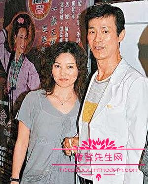 郑少秋有没有爱过沈殿霞？揭郑少秋当年抛弃(郑少秋为什么和沈殿霞离婚)