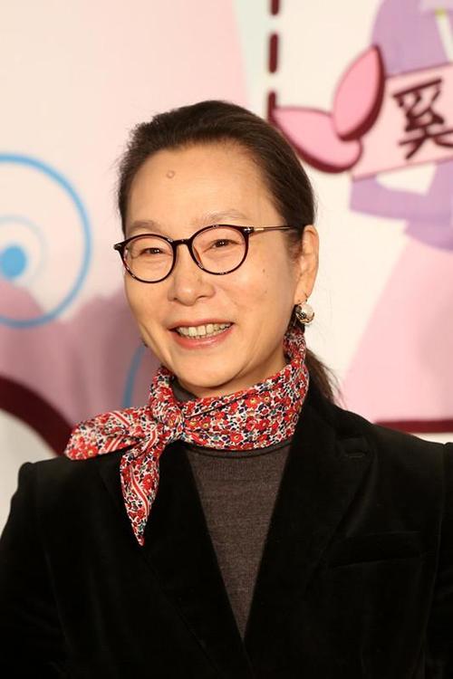 奚美娟娟简历,孟丽现状(奚美娟的媳妇)