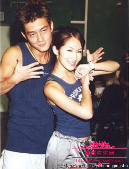 萧亚轩最爱小鲜肉男人多(萧亚轩凭什么一直找小鲜肉)