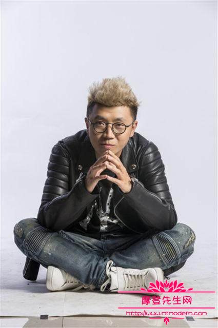 阚犇犇是人民的名义导演之一吗？阚犇犇和李(阚犇犇百科)