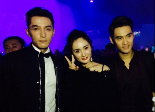 胡歌微博骂刘诗诗，胡歌微博祝福刘(胡歌微博发文)