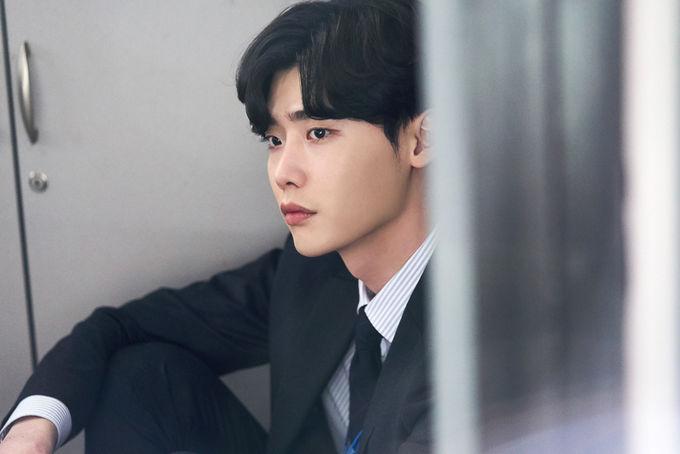 李钟硕演过的电视剧，李钟硕演的所(李钟硕演过的电视剧和电影)