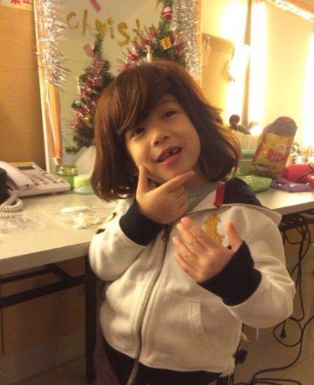 胡静的儿子,胡静老公马来西亚国王(马来西亚王室 胡静)