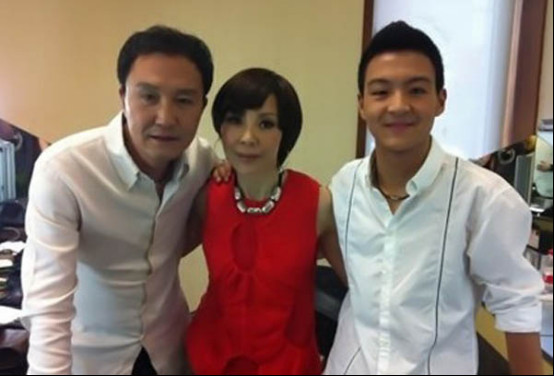 吴刚和吴京是什么关系?吴刚有孩子吗站<m(吴刚结婚了吗) 吴刚和吴京是什么关系?吴刚有孩子吗站<m(吴刚结婚了吗)