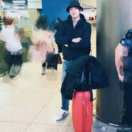 为什么林更新叫拉杆箱？林更新鼻子是歪的吗