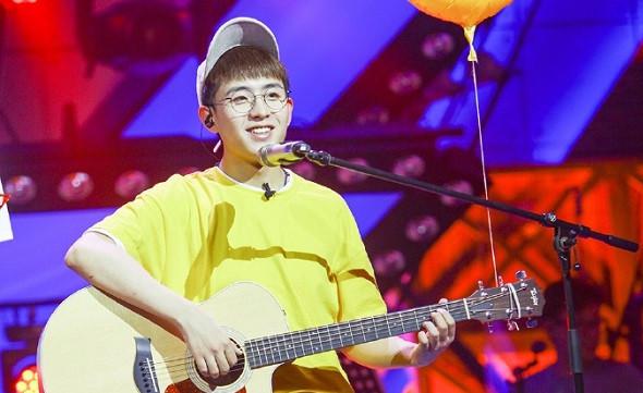 焦迈奇喜欢男的是同志？他为什么这么吸引男