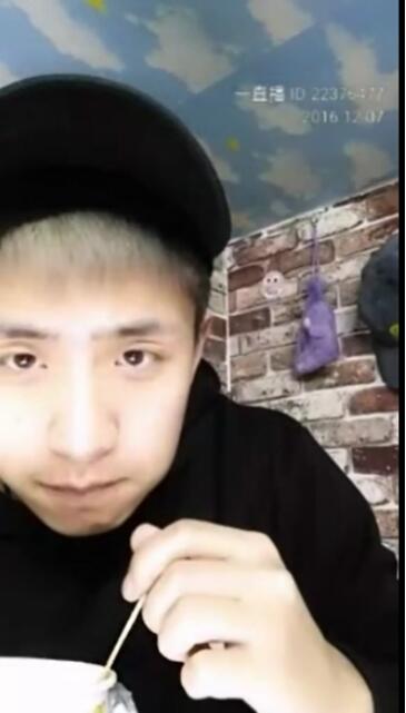 焦迈奇以前是个胖子真假(焦迈奇长什么样)