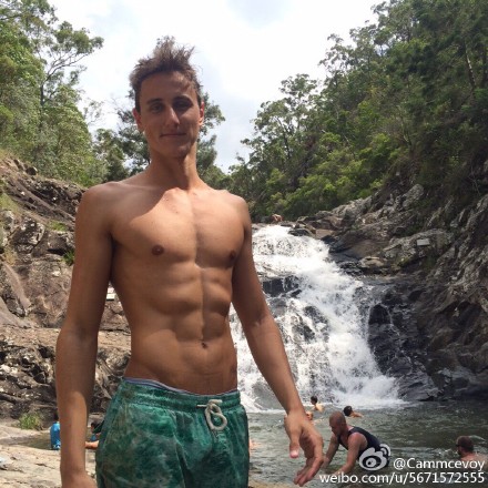 朴志效小时候照片(朴志效生活照)