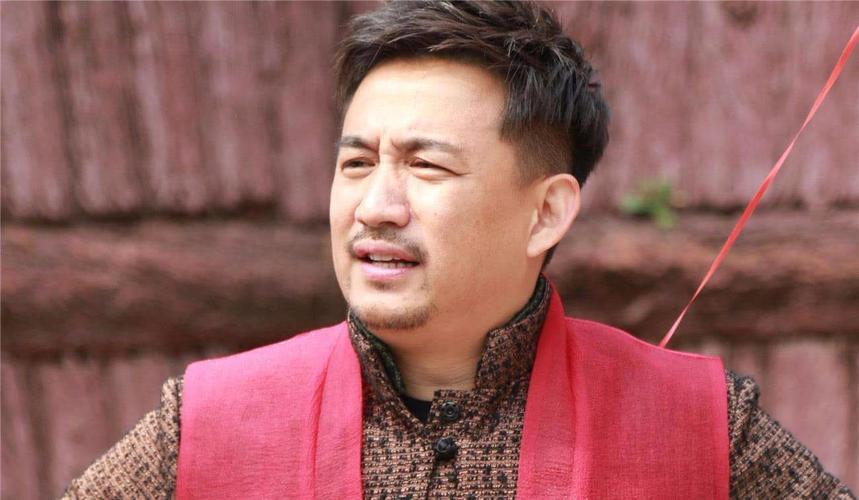 黄磊资料,属牛的男艺人(黄牛是哪个明星) 黄磊资料,属牛的男艺人(黄牛是哪个明星)