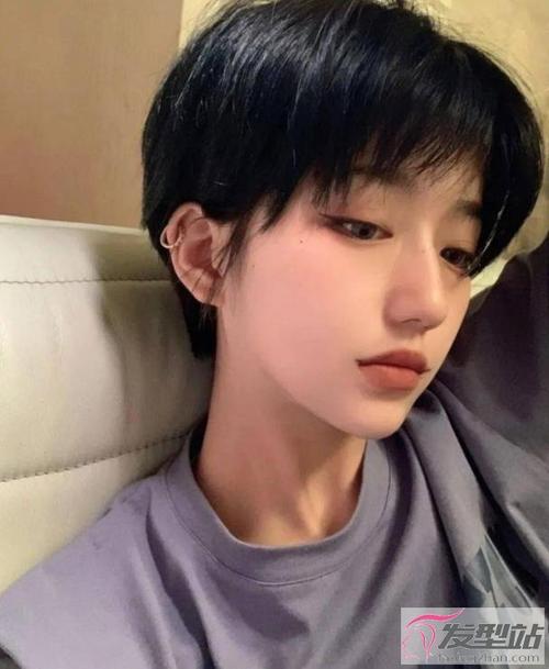 古力娜扎被睡图片，迪丽热巴怀孕(娜扎怀孕的图片)