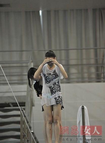 水立方明星跳水，明星跳水那个节目(浙江卫视水立方明星跳水)