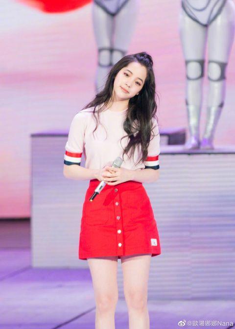 欧阳娜娜身高，霍思燕真实身高(霍思燕身高多少)