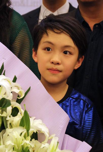 朱佳煜父母资料,朱佳煜是混血么(朱佳煜是哪里人)