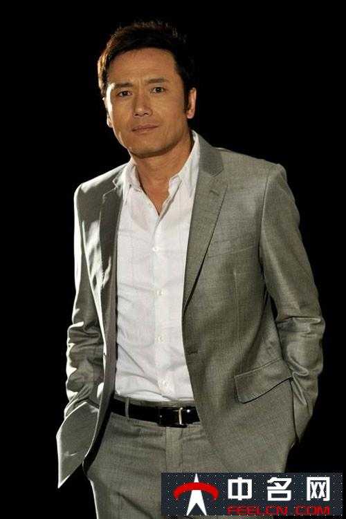 苗侨伟资料，采访苗侨伟国语视频(苗侨伟广告视频)