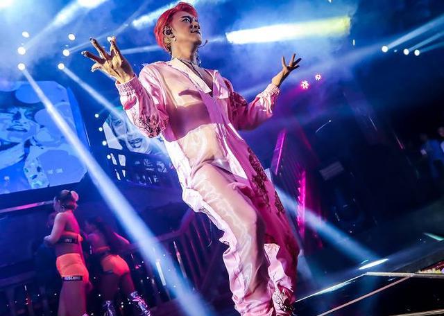 陈志朋演唱会惨不忍睹现场图(2016年陈志朋演唱会) 陈志朋演唱会惨不忍睹现场图(2016年陈志朋演唱会)