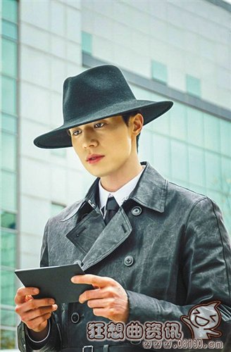 刘仁娜整容前后像换脸假小子变妖精(刘仁娜整容为什么脸不僵)