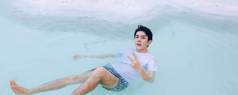 李佳琦为什么突然火了(李佳琦因为什么突然火)