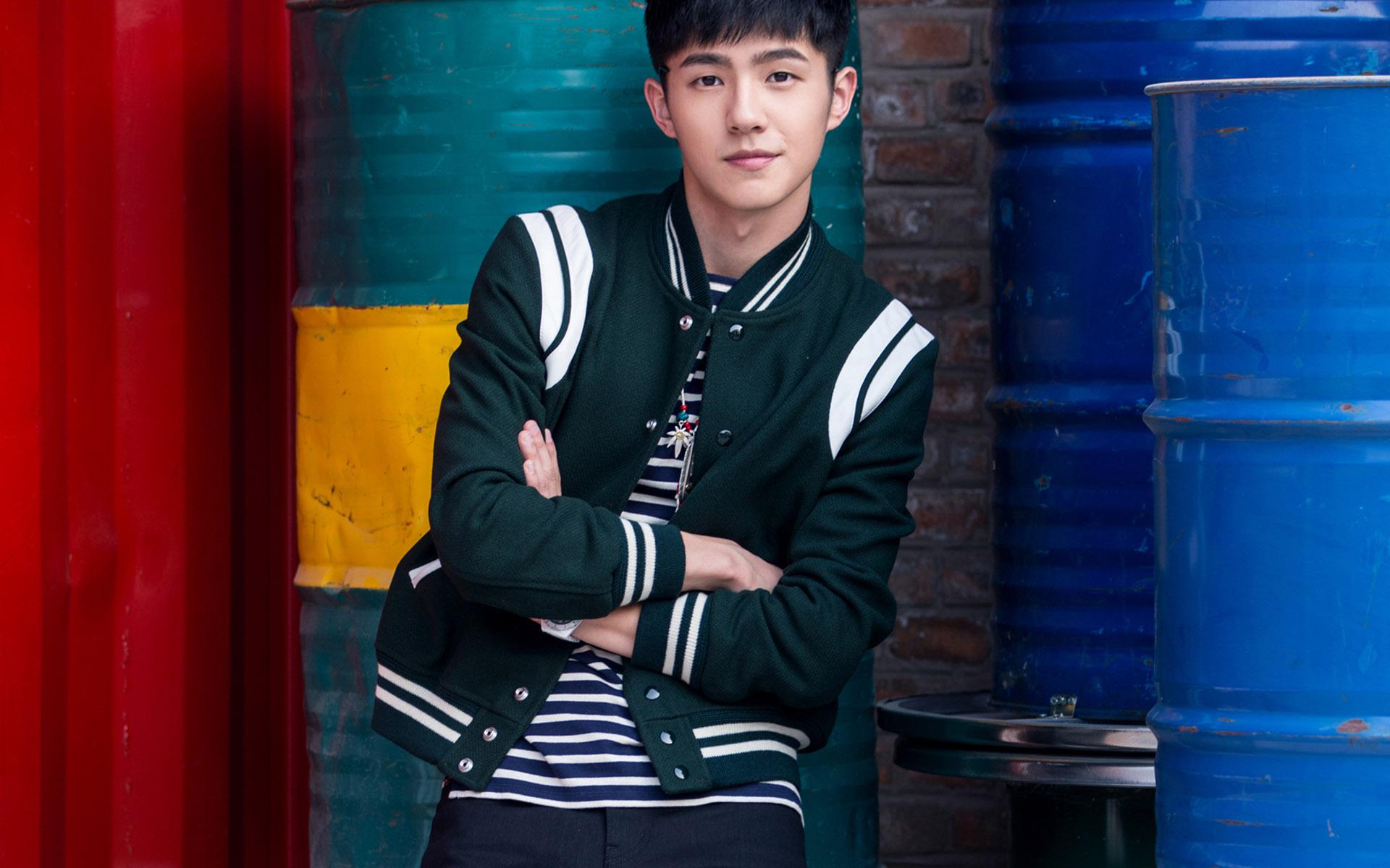 刘昊然父亲是刘银志吗?刘昊然有个亲生姐姐 刘昊然父亲是刘银志吗?刘昊然有个亲生姐姐