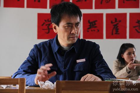 演员罗钢，雅安罗刚个人资料简介(男演员罗钢)