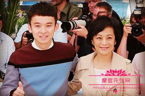 王京花现在是谁的经纪人？董子健和王京花什(王京花现在的经纪公司)