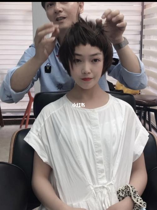 明星短发发型图片，35一40岁发(30一35岁女人发型超短发)