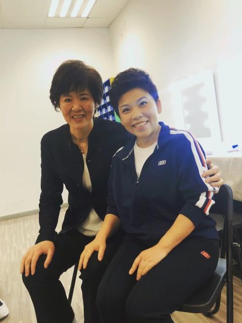 邓亚萍的个人资料，王亚萍的个人资(邓亚萍个人简历资料)