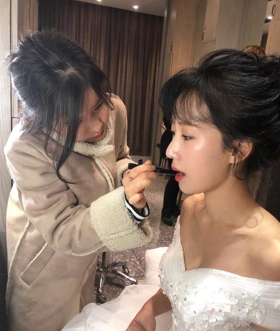 李念的化妆师叫什么名字？明星化妆师都是专(化妆师是谁)